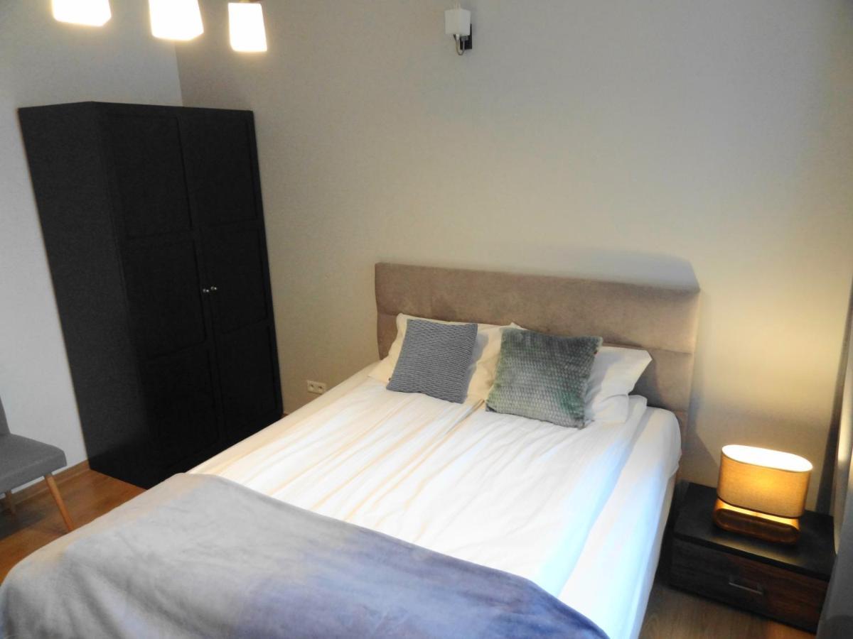 10 Min Do Lotniska, 2 Syp, Ekspres Do Kawy, Kosmetyki Ada, By Visitwarsaw Apartments Exterior photo